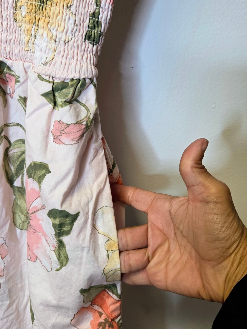 Joie Floral Smocked Maxi Dress Pink Yellow Size S Cottagecore Sundress Pockets - Picture 8 of 13